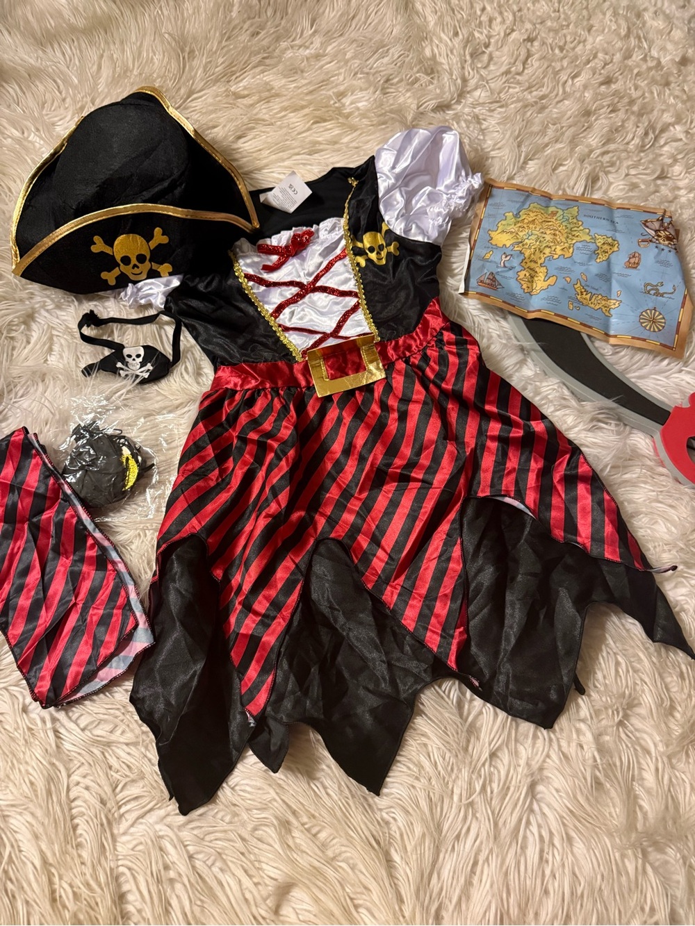 Girls pirate costume (E5)